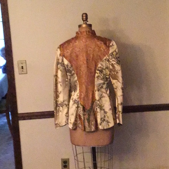 Jacket - Picture 3 of 7
